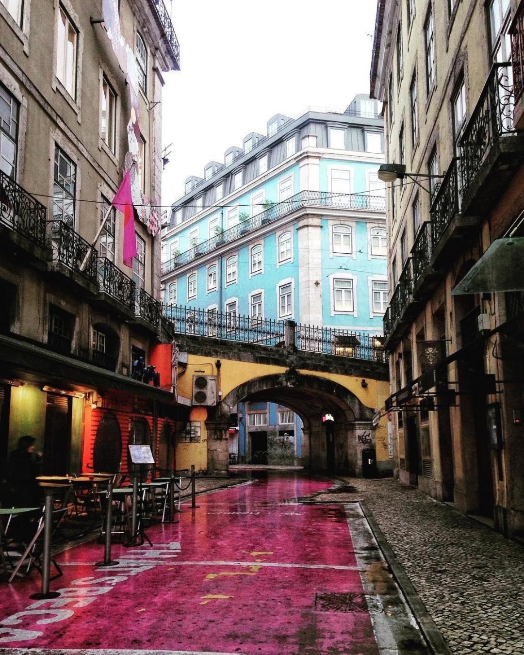 Apartment Luxury In Chiado 1 Br Lisbon